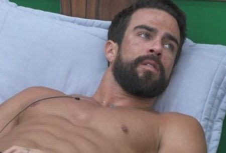 A Fazenda 2021: Erasmo acorda excitado e imagem viraliza na web; veja