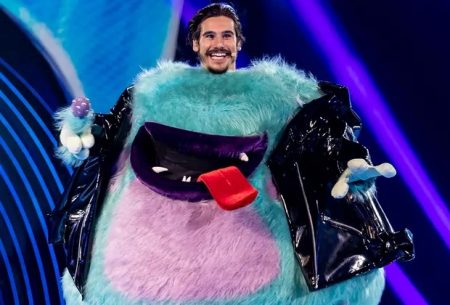 Nicolas Prattes revela ritual para viver Monstro no The Masked Singer Brasil