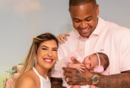 Lorena Improta e Léo Santana celebram primeiro mês da filha com festa; veja as fotos