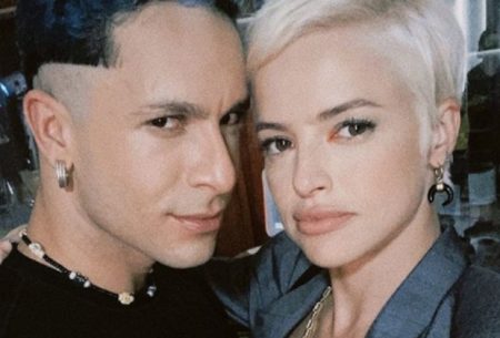 Agatha Moreira troca beijos com Rainer Cadete e faz revelação