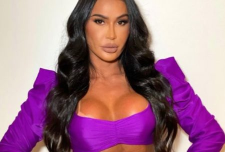 Gracyanne Barbosa revela motivo de ter perdido posto de rainha de bateria