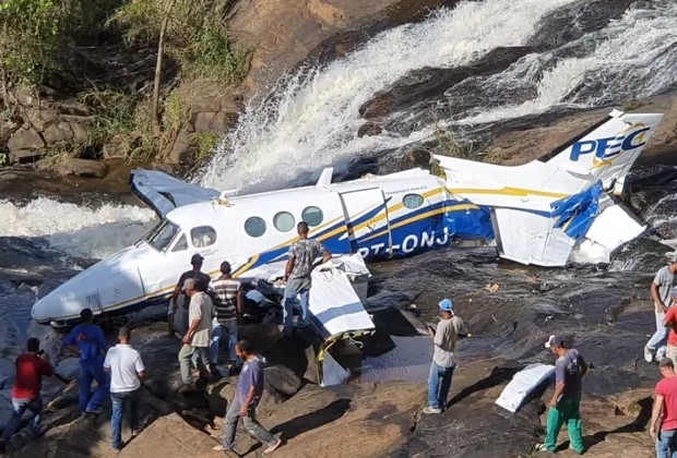 Denúncia apontou falha em avião seis meses antes de acidente que matou Marília Mendonça