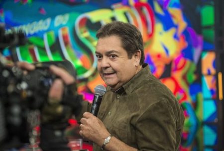Faustão anunciando leilão de gado? Vídeo dá o que falar na web