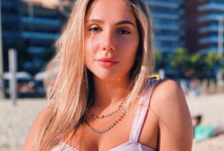 Aos prantos, Carol Portaluppi desabafa sobre ataques que recebe nas redes sociais