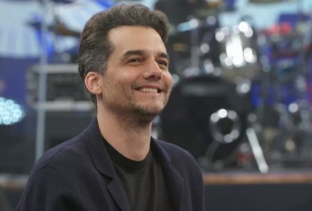 Wagner Moura busca indigenista e jornalista no AM e vira alvo de bolsonaristas