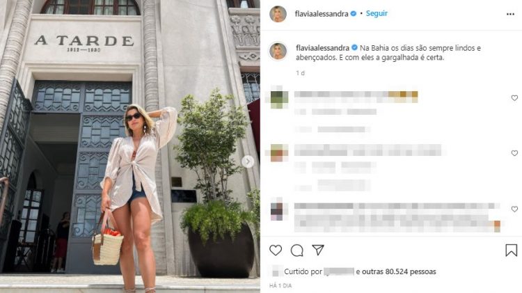 Flávia Alessandra aproveita viagem à Bahia