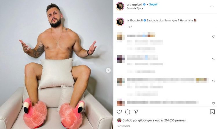 Arthur Picoli provoca os fãs nas redes sociais com foto ousada