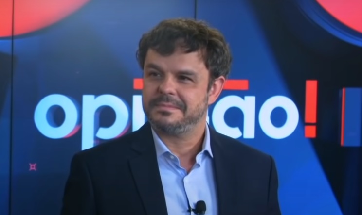 Adrilles Jorge provoca e diz que seu programa dá pau na CNN Brasil
