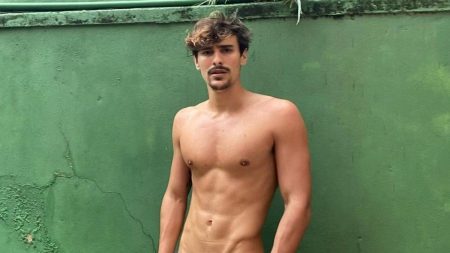 Globo coloca galã da Record para substituir Bruno Montaleone em novela