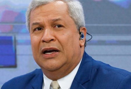 Sikêra Jr processa âncora do Balanço Geral e faz exigência