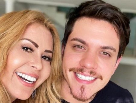 Joelma surpreende ao fazer homenagem a filho que havia bloqueado