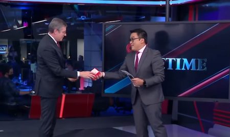 CNN Brasil inova e faz propaganda da Black Friday com âncoras ao vivo