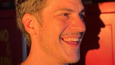Mateus Solano surpreende ao mostrar habilidade inusitada em suas férias