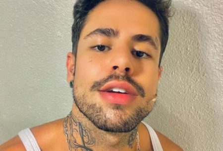 Ex-The Voice, Leandro Buenno fala sobre preconceito por ser soropositivo