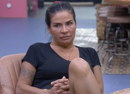 A Fazenda 2021: Solange Gomes avalia sua passagem pelo reality e desabafa sozinha