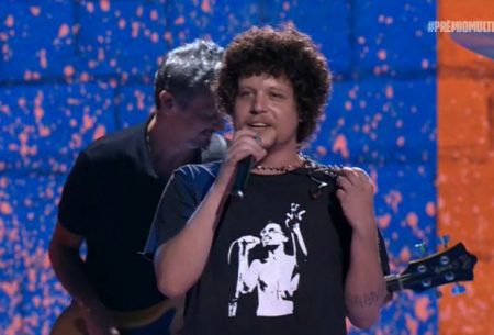 Filho de Cássia Eller surpreende e pede “Fora Bolsonaro” no Prêmio Multishow