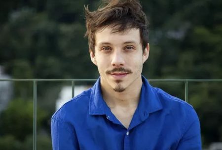 No ar em Nos Tempos do Imperador, João Pedro Zappa desabafa sobre morte do pai por Covid-19