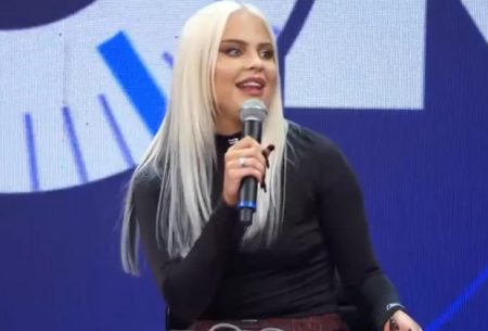 Luísa Sonza revela ter vergonha de conversar sobre sua bissexualidade com os pais