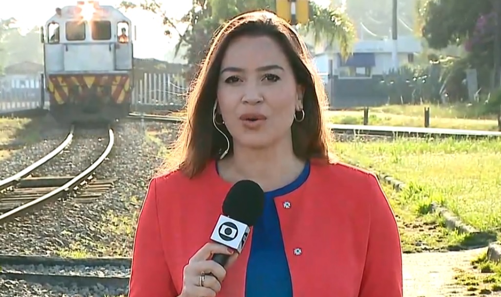 Repórter da Globo leva susto com o “barulho do trem” e viraliza na web
