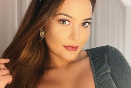 Geisy Arruda comemora o dia do sexo de maneira inusitada