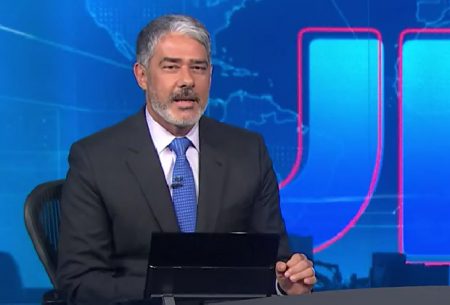 William Bonner quebra protocolo da Globo e conta caso engraçado envolvendo Avenida Brasil