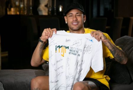 Amigo secreto de Neymar no SBT tem presentes inusitados; saiba quais