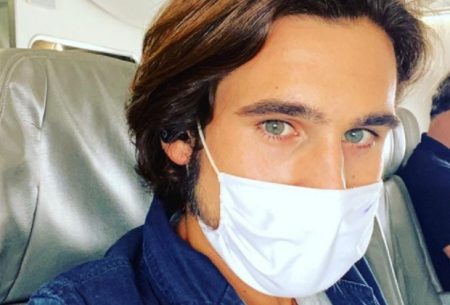 Nicolas Prattes testa positivo para a Covid e gravações de Rio Connection são suspensas
