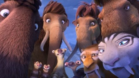Cinema Especial exibe o filme A Era Do Gelo: O Big Bang nesta sexta (24)