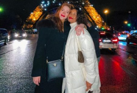 Ana Clara e Gleici Damasceno celebram 4 anos de amizade em Paris