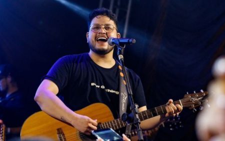 Sertanejo Maurílio morre aos 28 anos em Goiânia