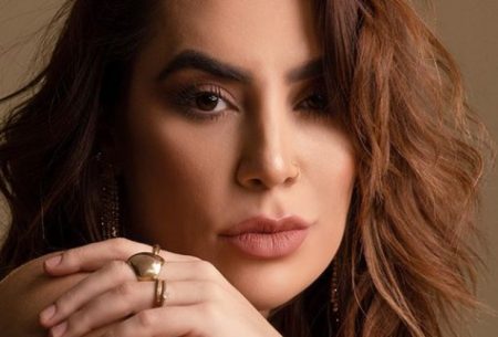 Naiara Azevedo volta a negar que estará no BBB 2022, mas Leo Dias faz revelação
