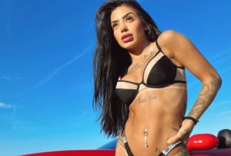 Internauta critica magreza de MC Mirella e cantora faz revelação surpreendente