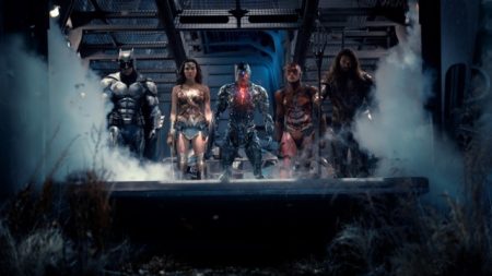 Filme da Campeões de Bilheteria de Domingo (16/01): Liga Da Justiça