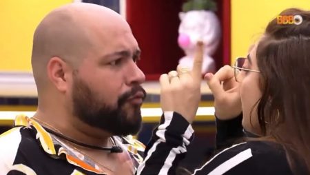 BBB 2022: Naiara se mete em conversa para brigar com Tiago e leva invertida: “Tô falando!”