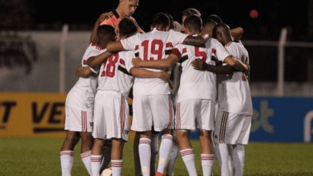 São Paulo x Palmeiras Ao Vivo: onde assistir online e na TV ao jogo da Copinha