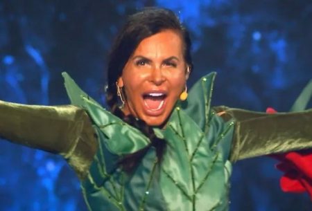 Gretchen revela como escondeu do marido participação no The Masked Singer Brasil