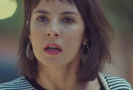Um Lugar ao Sol: Lara leva Ravi para a cama