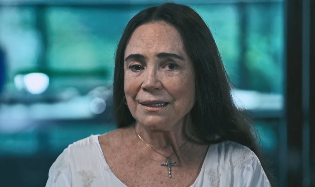 Gabriela Duarte toma atitude contra Regina Duarte após apoio da mãe