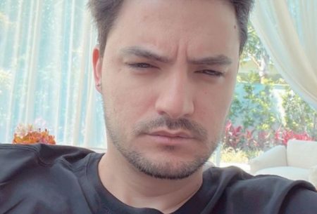 Após crise de ansiedade, Felipe Neto relata dificuldade para dormir