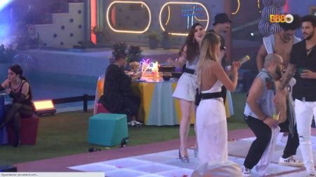 BBB 2022: Longe de Maíra Cardi, Arthur Aguiar tira barriga da miséria na festa