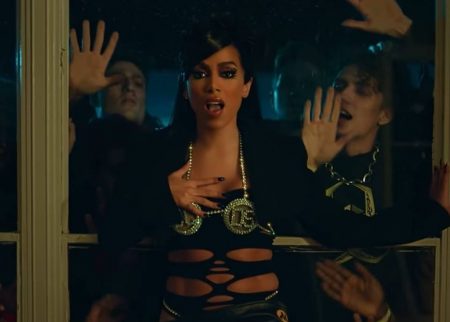 Anitta faz revelação curiosa envolvendo o clipe de Boys Don’t Cry e surpreende