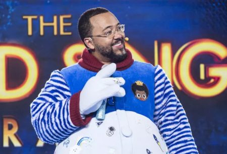Dudu Nobre é desvendado no The Masked Singer Brasil e dá o que falar