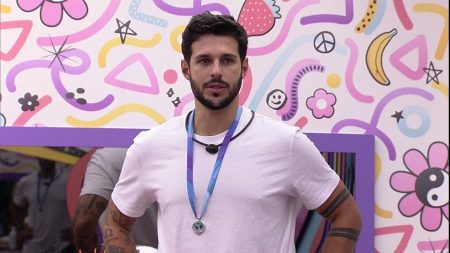 BBB 2022: Boninho, faça igual A Fazenda e mude sistema de votação!