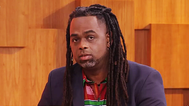 Apresentador da Globo denuncia racismo em protesto sobre a morte de Moïse Kabagambe