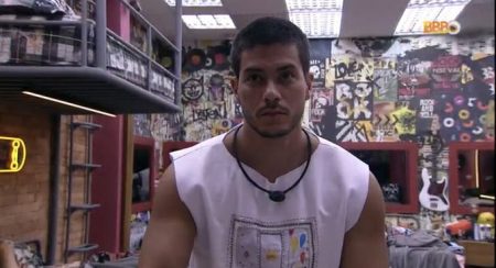 BBB 2022: Arthur Aguiar conta que surtou após não chegar ao peso ideal