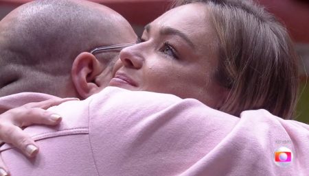 BBB 2022: Bárbara recebe convite irrecusável de Tiago Abravanel após eliminação