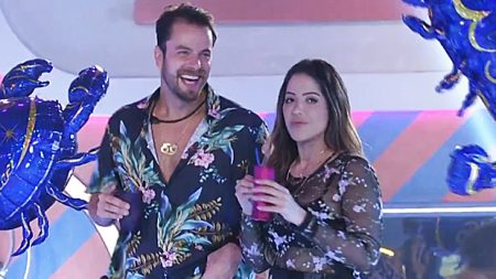 BBB 2022: Gustavo e Laís protagonizam momento constrangedor ao se beijar