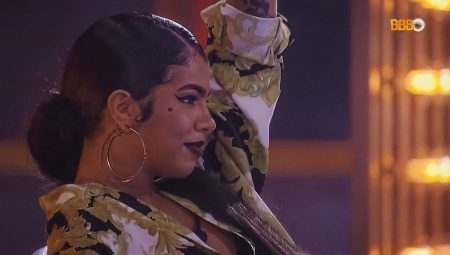 BBB 2022: Maria “volta” ao reality durante festa e deixa brothers emocionados