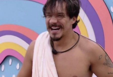BBB 2022: Eliezer revela que toma “comprimido azul” todo dia
