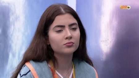 BBB 2022: Jade Picon faz chantagem emocional com colegas da Xepa